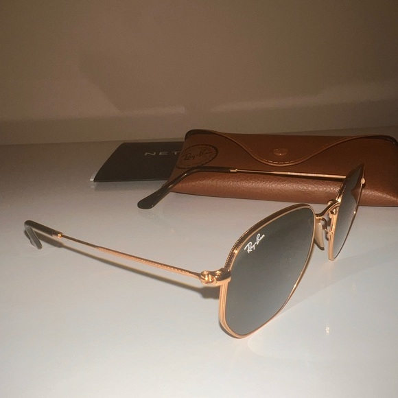 Ray-Ban hexagon framed gold sunglasses - Picture 4 of 5